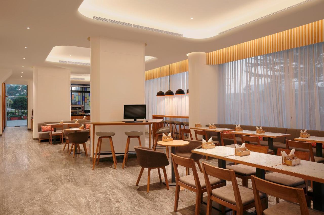 Holiday Inn Express Hyderabad Hitec City By Ihg Exterior photo